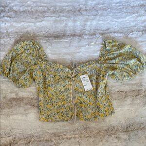 Astr Yellow and Green Puff Sleeve Crop Blouse